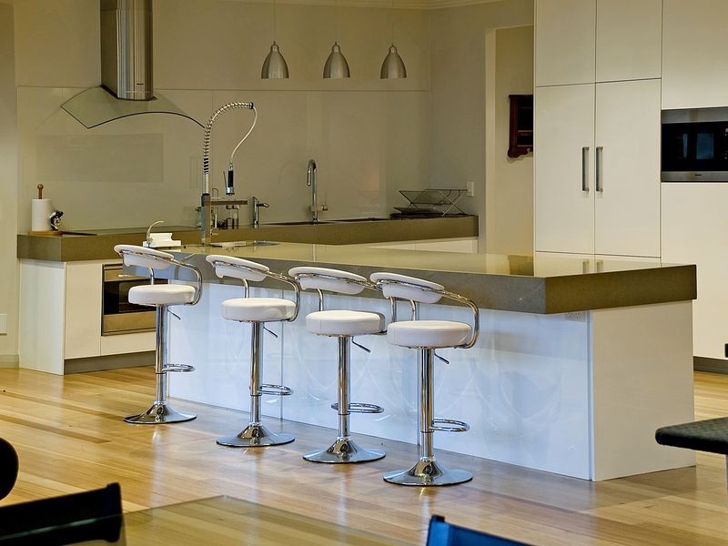 3182 Riverleigh Drive, Hope Island QLD 4212