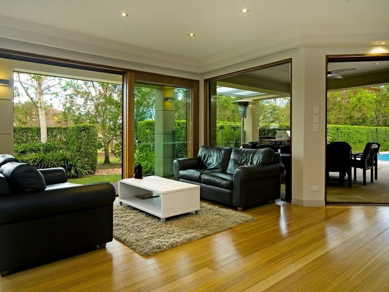 3182 Riverleigh Drive, Hope Island QLD 4212