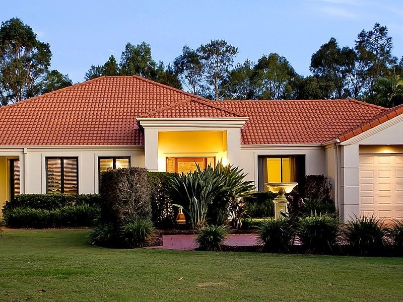 3182 Riverleigh Drive, Hope Island QLD 4212