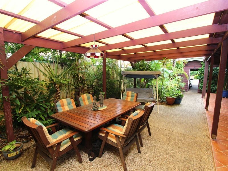 132 Paradise Parade, Paradise Point QLD 4216