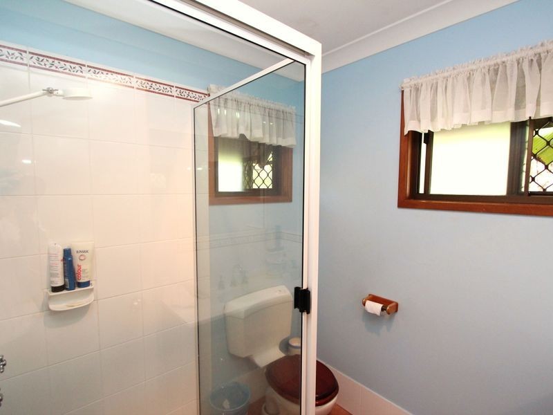 132 Paradise Parade, Paradise Point QLD 4216