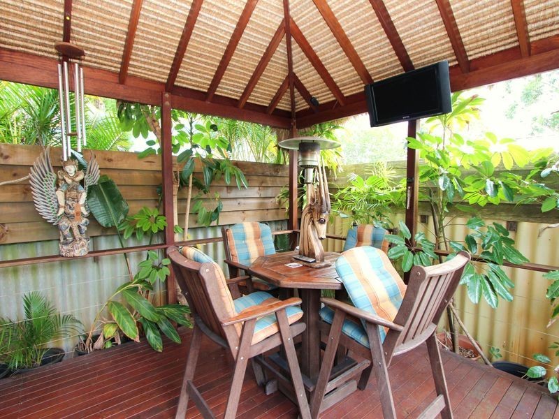 132 Paradise Parade, Paradise Point QLD 4216