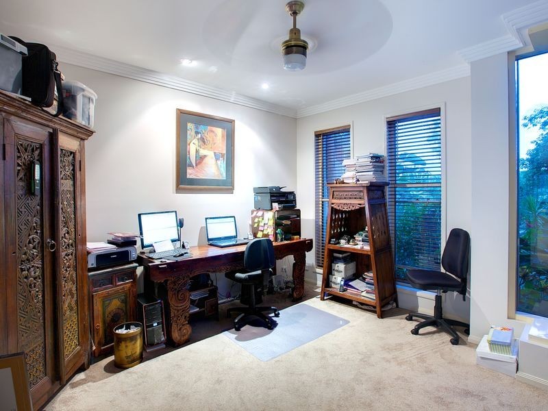 1033 Rosebank Way, Hope Island QLD 4212