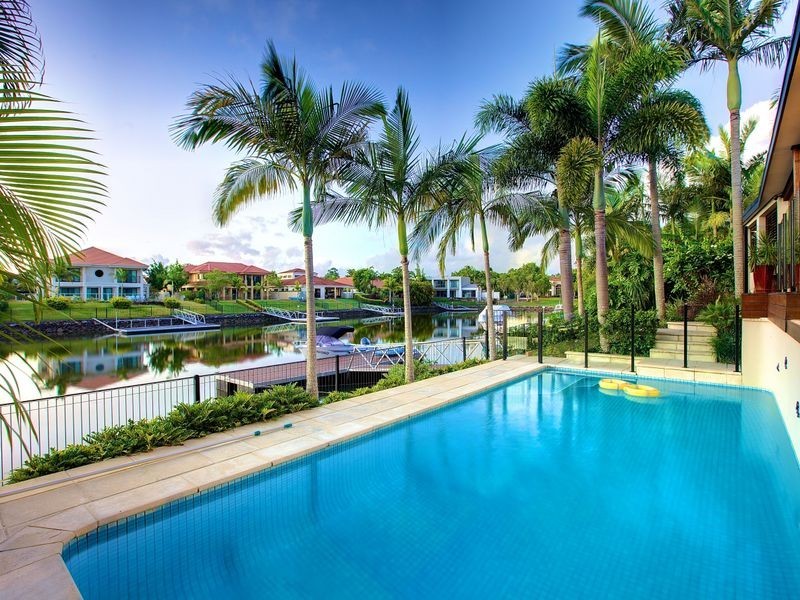 1033 Rosebank Way, Hope Island QLD 4212