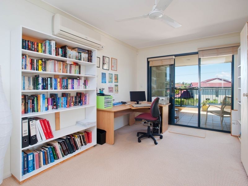 1/7 Shoveller Avenue, Paradise Point QLD 4216