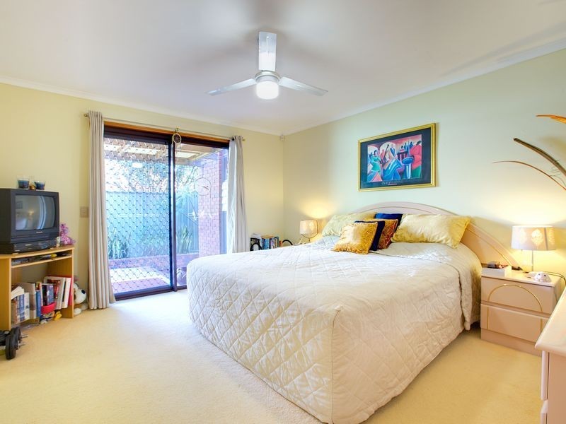 122 Columbus Drive, Hollywell QLD 4216