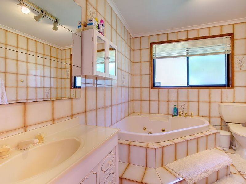 122 Columbus Drive, Hollywell QLD 4216