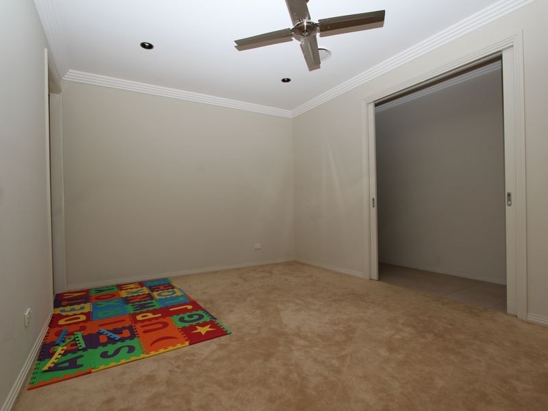 7411 Ellensbrook Drive, Hope Island QLD 4212