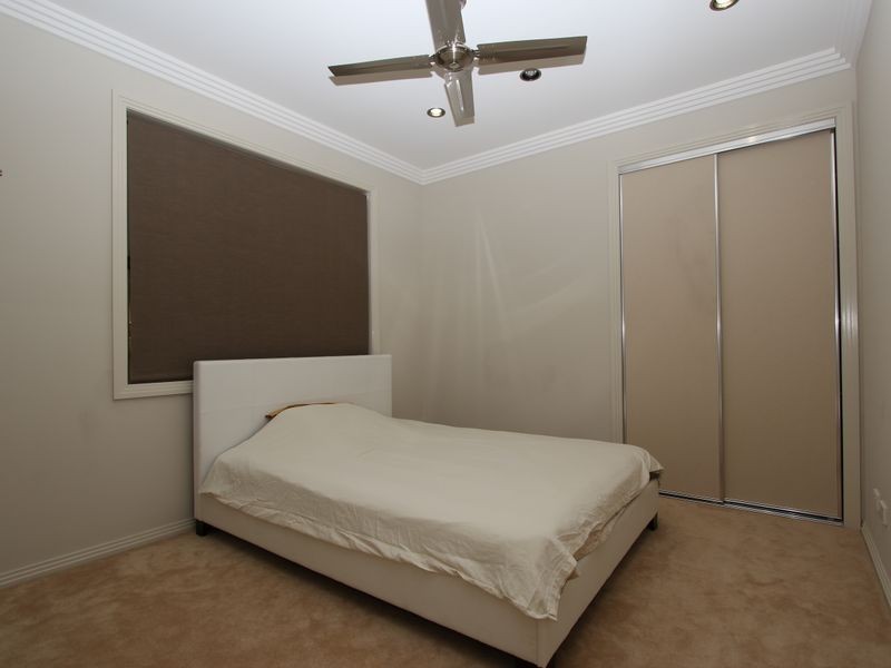 7411 Ellensbrook Drive, Hope Island QLD 4212