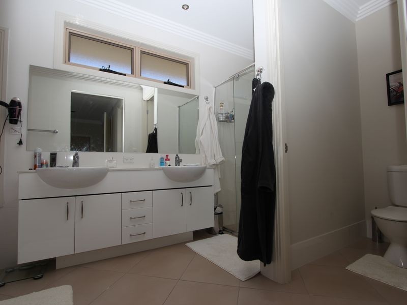 7411 Ellensbrook Drive, Hope Island QLD 4212