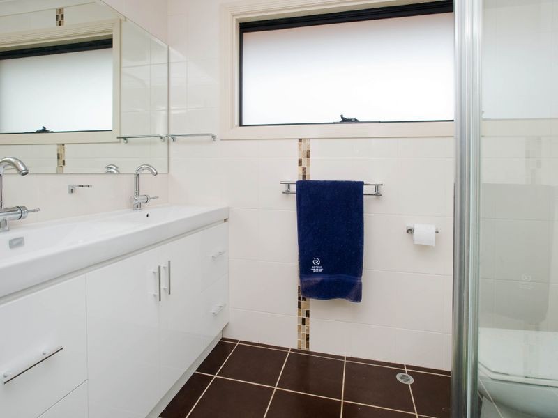 5 Drysdale Place, Paradise Point QLD 4216