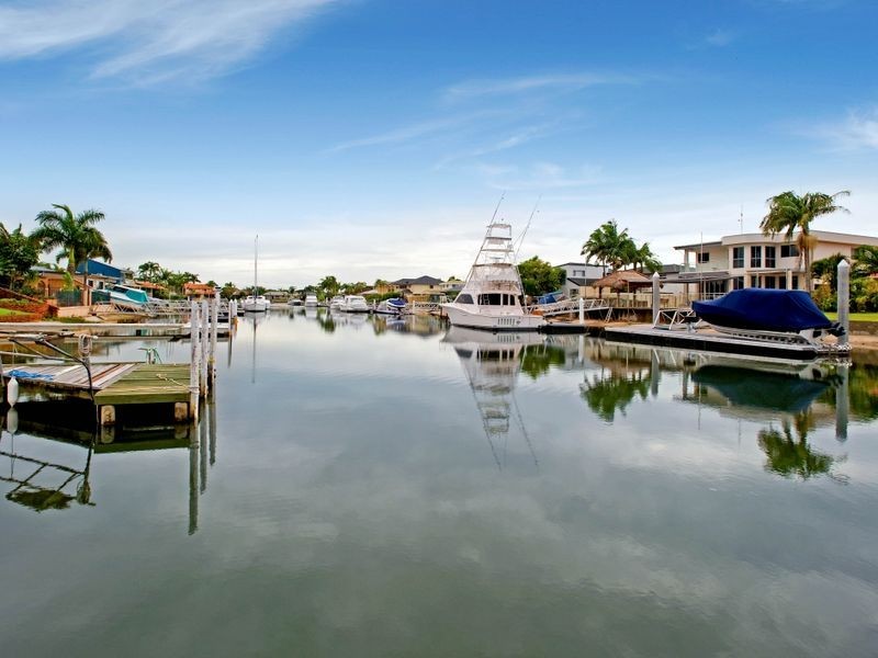 5 Drysdale Place, Paradise Point QLD 4216
