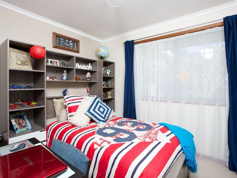 20 Camelot Crescent, Hollywell QLD 4216