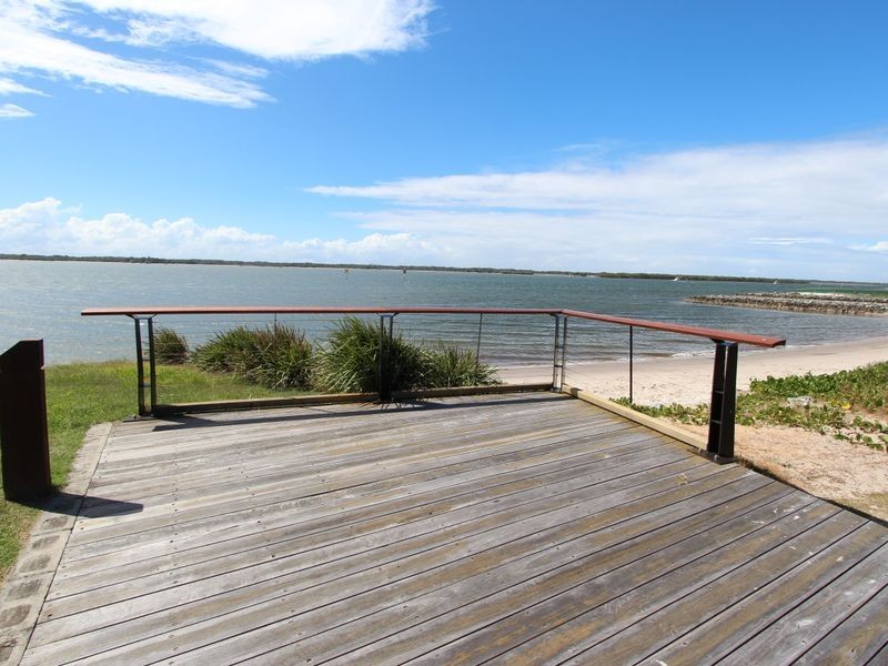 130 Columbus Drive, Hollywell QLD 4216