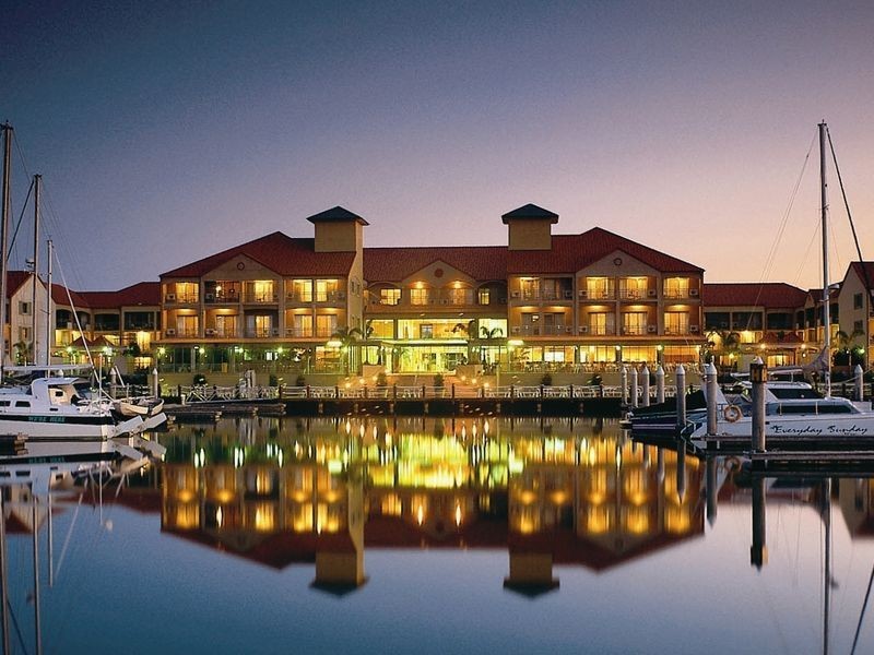 2031 Marina Quays International, Hope Island QLD 4212