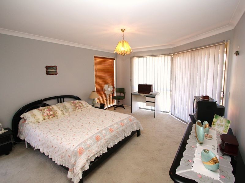 56 Walter Raleigh Crescent, Hollywell QLD 4216