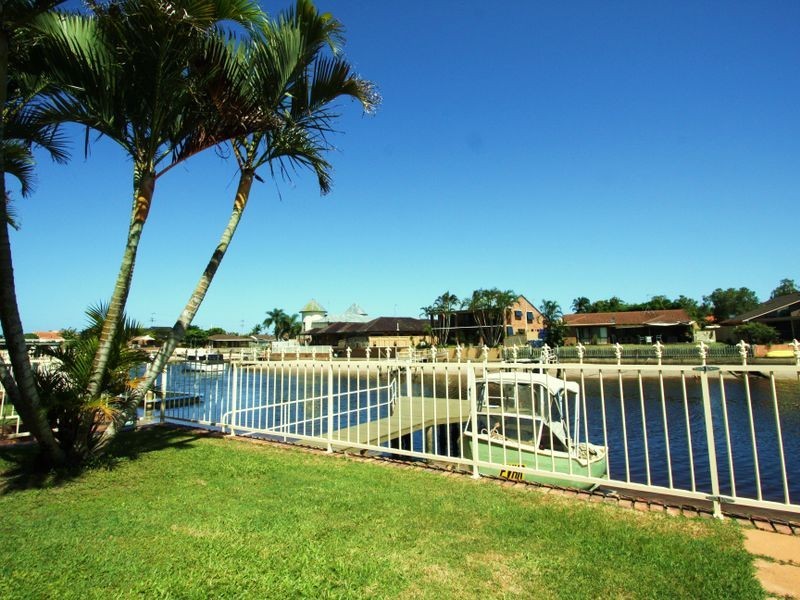 56 Walter Raleigh Crescent, Hollywell QLD 4216