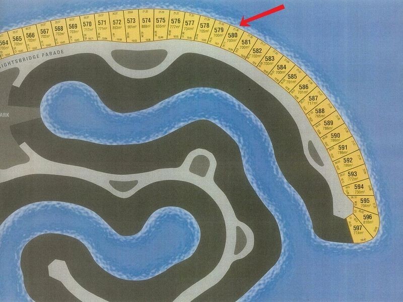 42 Knightsbridge Parade, Sovereign Islands QLD 4216