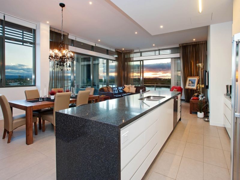 2401/1 Marina Promenade, Paradise Point QLD 4216
