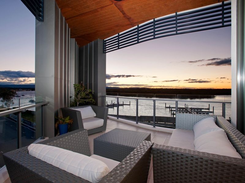 2401/1 Marina Promenade, Paradise Point QLD 4216