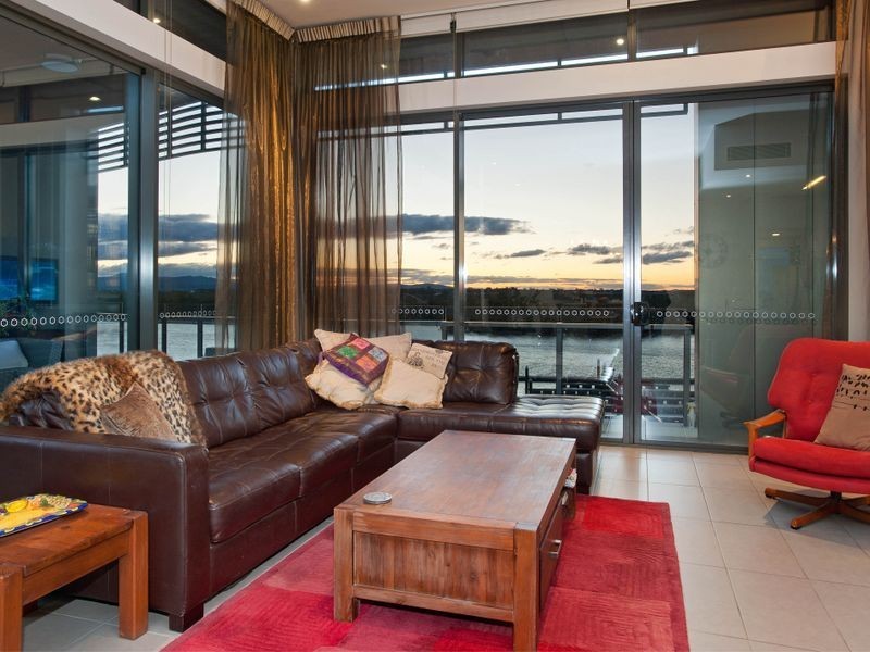 2401/1 Marina Promenade, Paradise Point QLD 4216