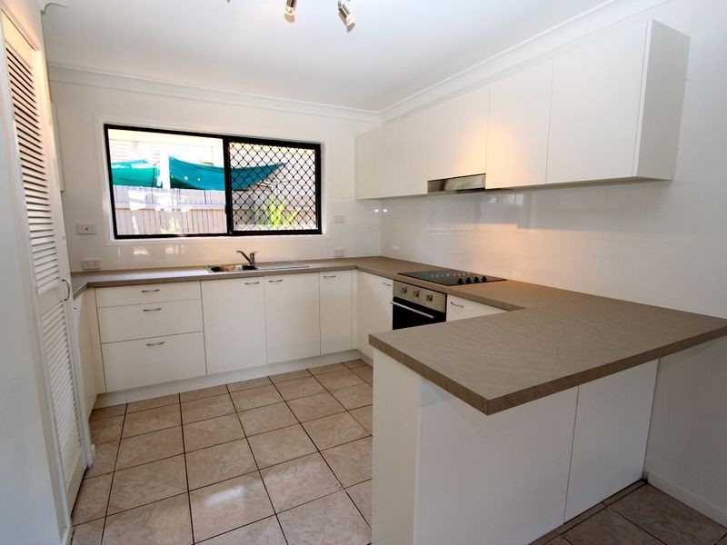 2/399 Bayview Street, Hollywell QLD 4216