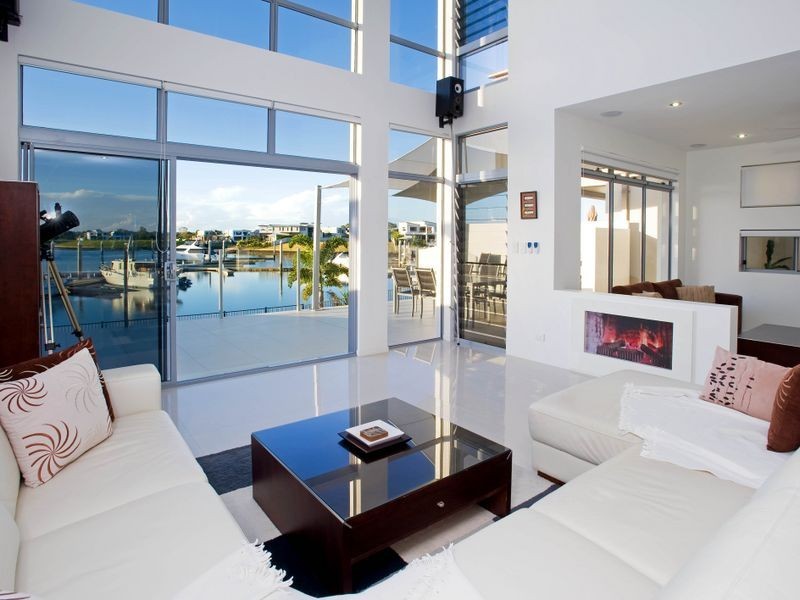 20 Onshore Place, Helensvale QLD 4212