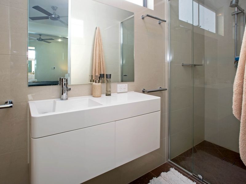 20 Onshore Place, Helensvale QLD 4212