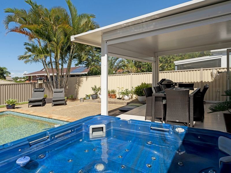 159 Paradise Parade, Hollywell QLD 4216