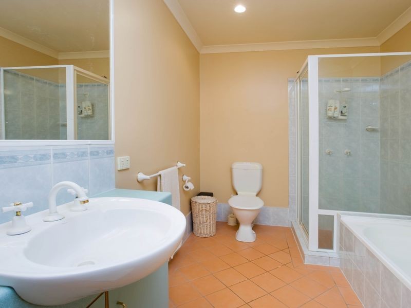 64/100 Morala Ave, Runaway Bay QLD 4216