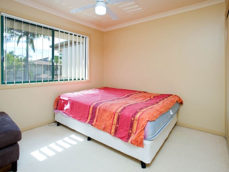 64/100 Morala Ave, Runaway Bay QLD 4216