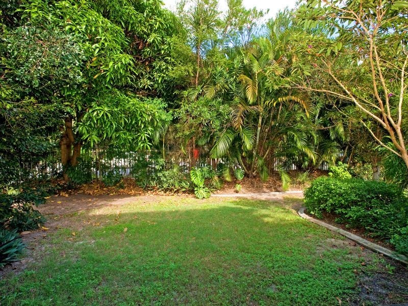 64/100 Morala Ave, Runaway Bay QLD 4216