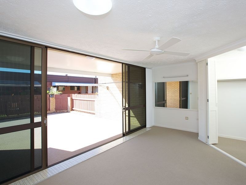 4/408 Marine Parade, Biggera Waters QLD 4216