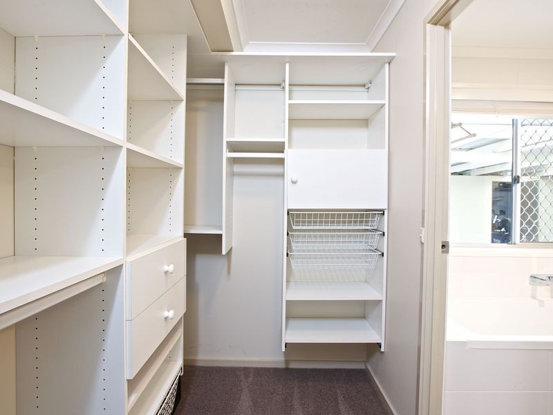 12 Burrinjuck Dr, Coombabah QLD 4216