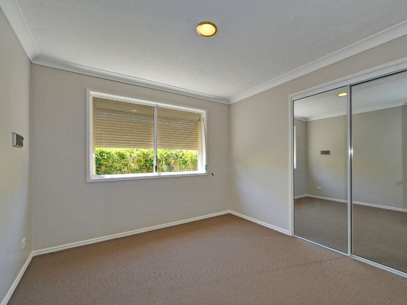 62 Sundance Way, Runaway Bay QLD 4216