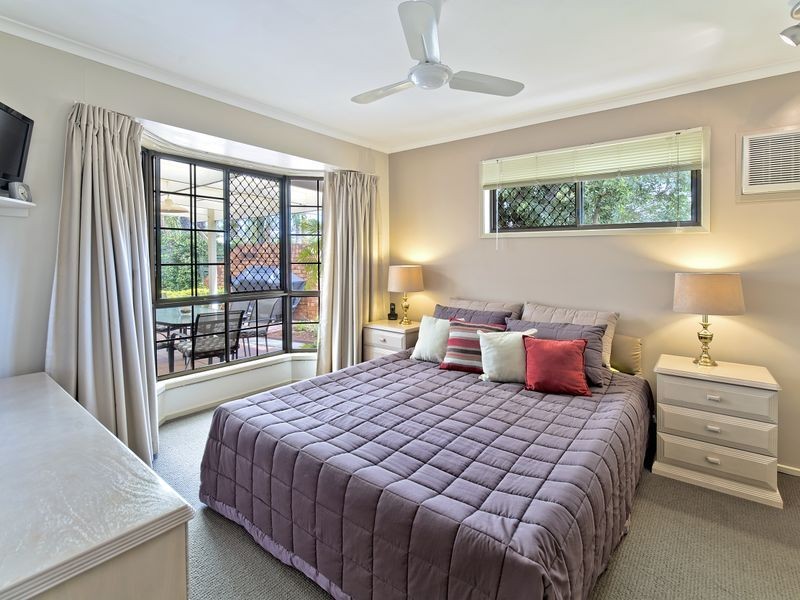 1/22 Maiala Cl, Paradise Point QLD 4216