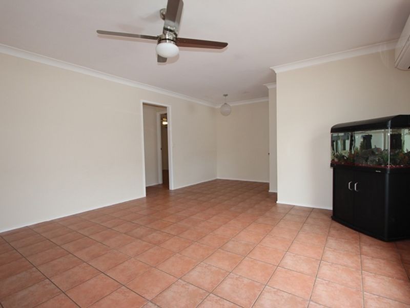 2/112 Oxley Drive, Paradise Point QLD 4216