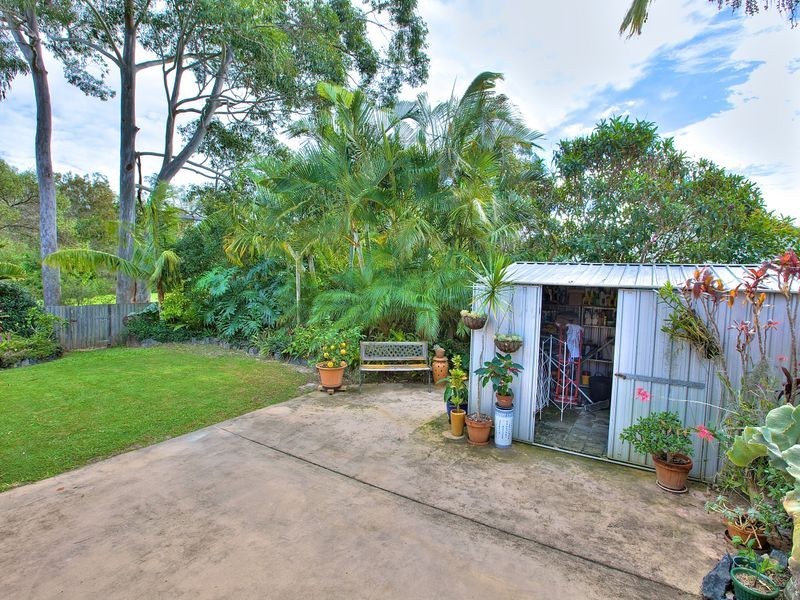 2/94 Kangaroo Ave, Coombabah QLD 4216