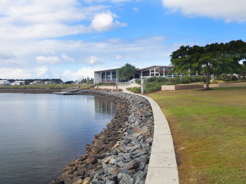 Hope Island QLD 4212