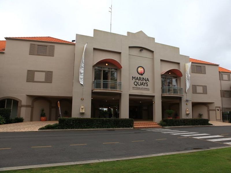 225/56 John Lund Drive, Hope Island QLD 4212