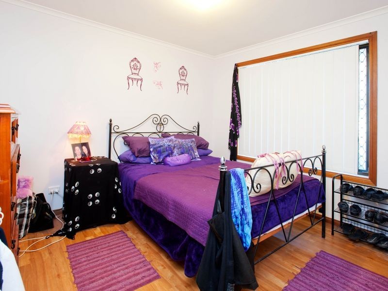 1/2 Morinda Way, Labrador QLD 4215