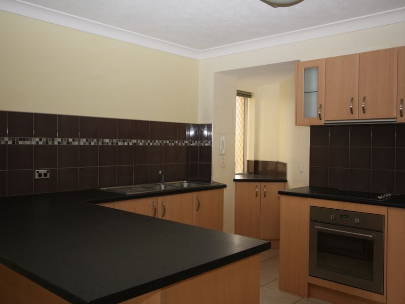 5/65 Bayview Street, Runaway Bay QLD 4216