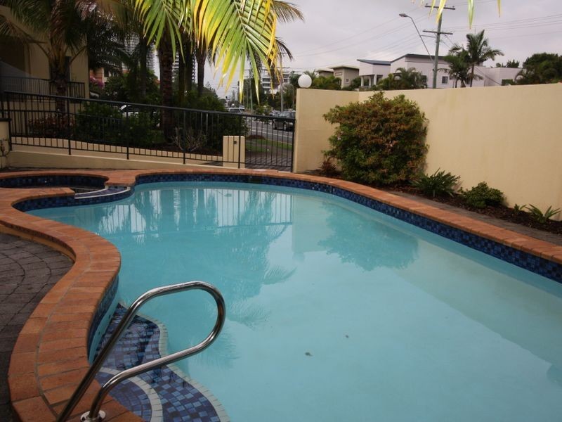 5/65 Bayview Street, Runaway Bay QLD 4216