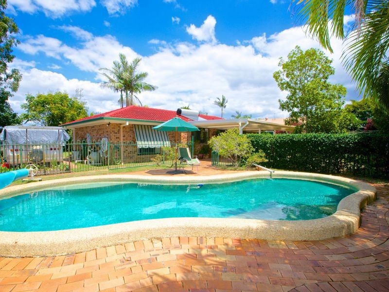 51 Matthew Flinders Drive, Paradise Point QLD 4216