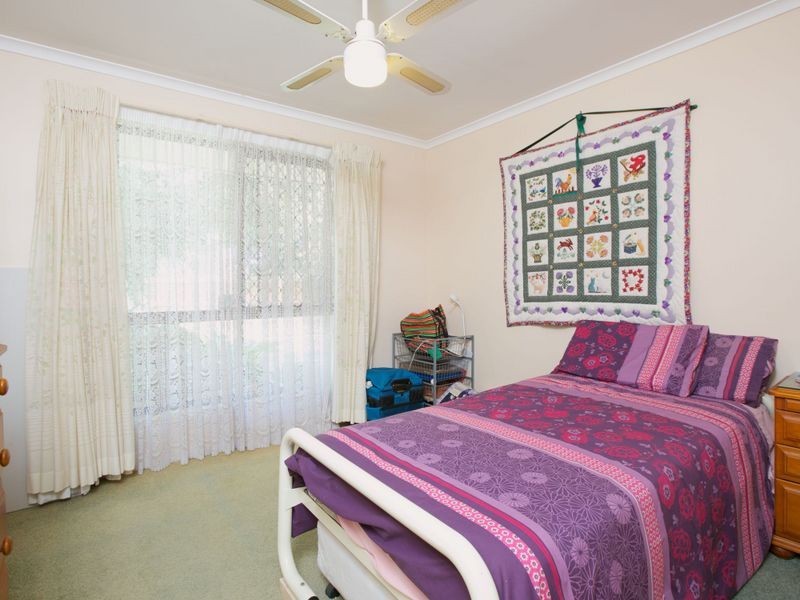 51 Matthew Flinders Drive, Paradise Point QLD 4216