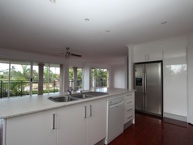 21 O’Grady Drive, Paradise Point QLD 4216