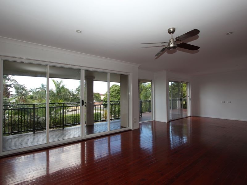 21 O’Grady Drive, Paradise Point QLD 4216