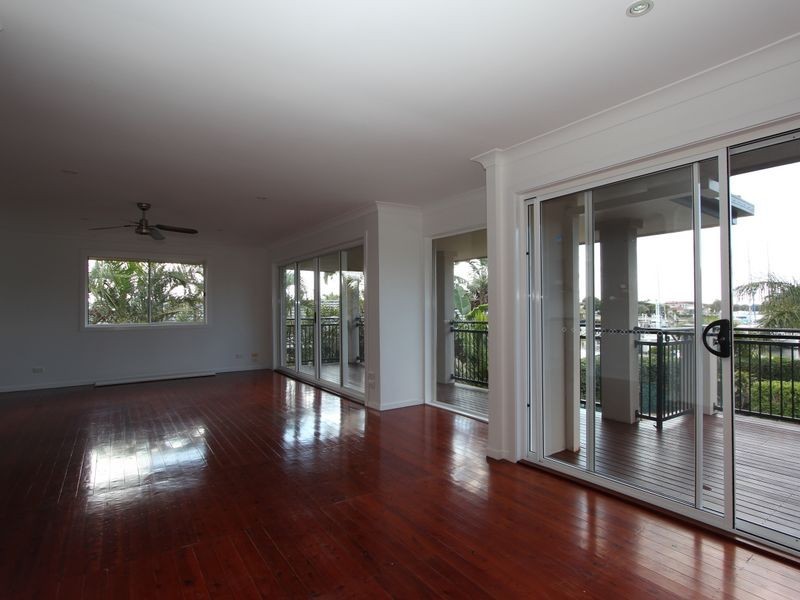 21 O’Grady Drive, Paradise Point QLD 4216