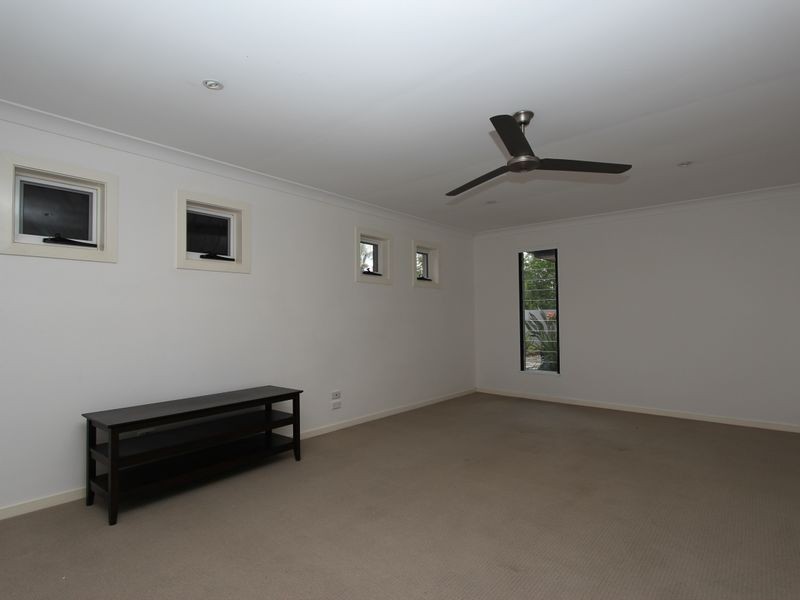 21 O’Grady Drive, Paradise Point QLD 4216