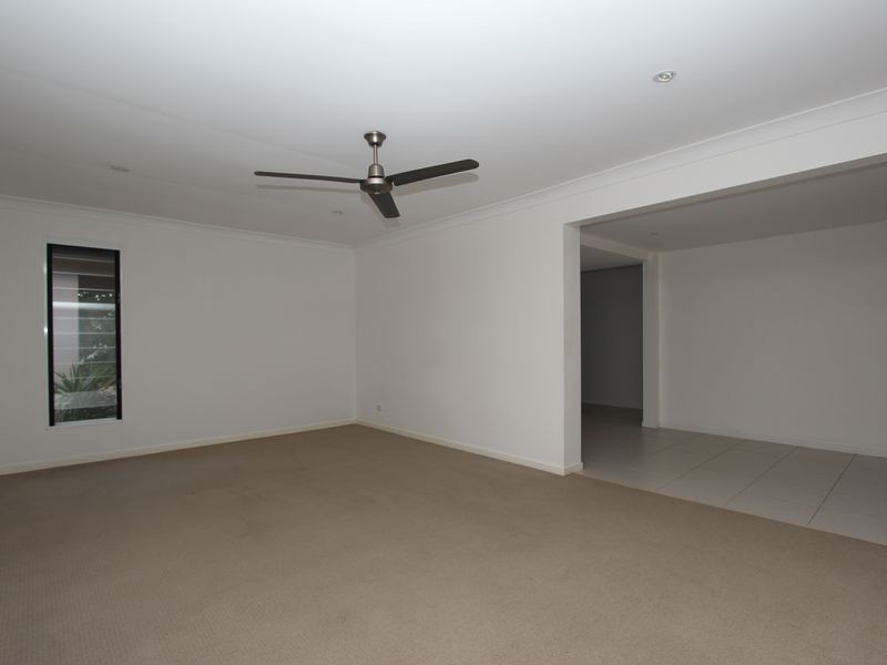 21 O’Grady Drive, Paradise Point QLD 4216